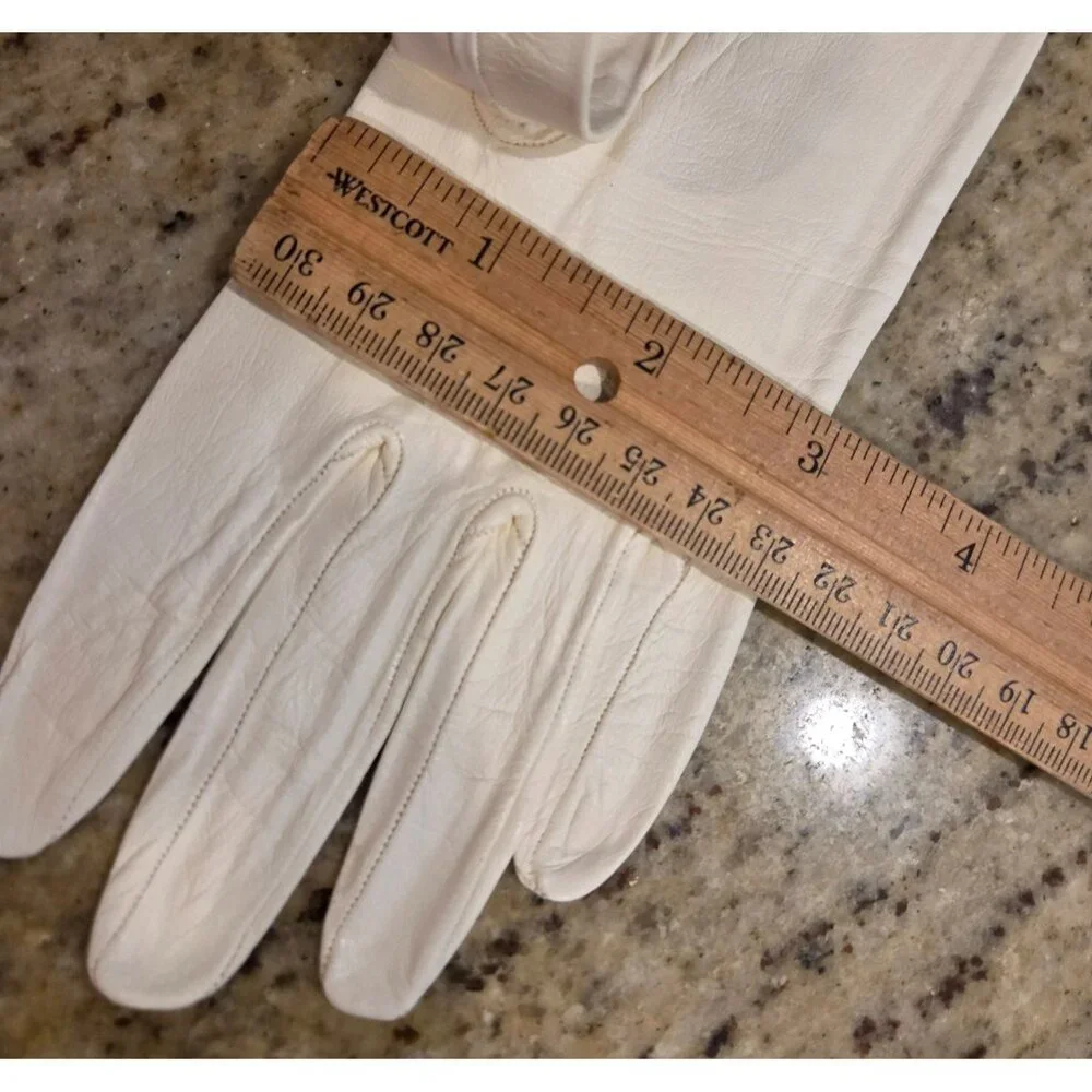 Vintage Womens Size S Off-White Leather Gloves Short Formal